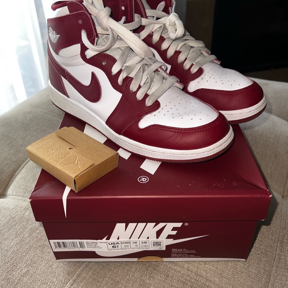 Nike Red and White High-Tops